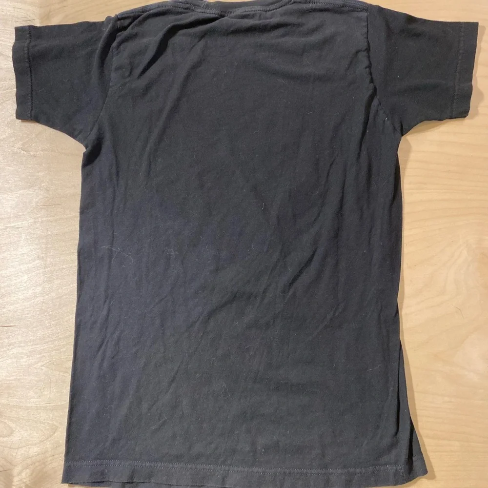 Avatar Black Graphic T-Shirt with Character Design Small (MW)